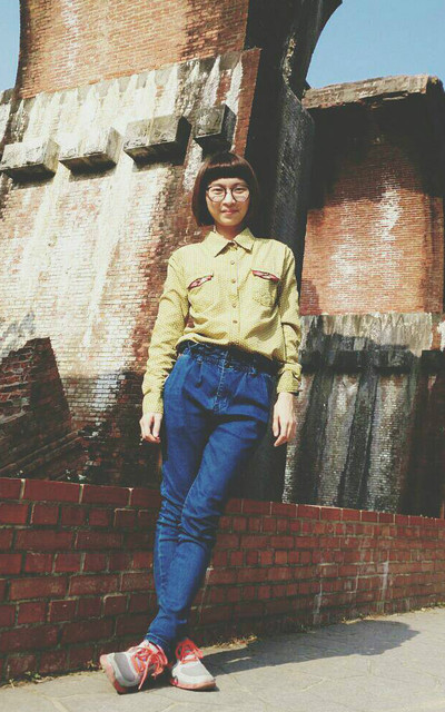 Outfit. 2