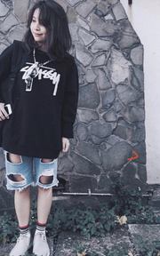 男友的衣服風