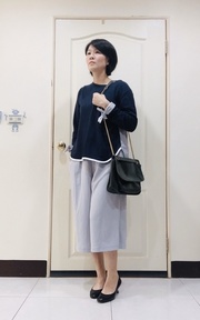 藍二面設計長袖+淺藍寬褲+墨綠包