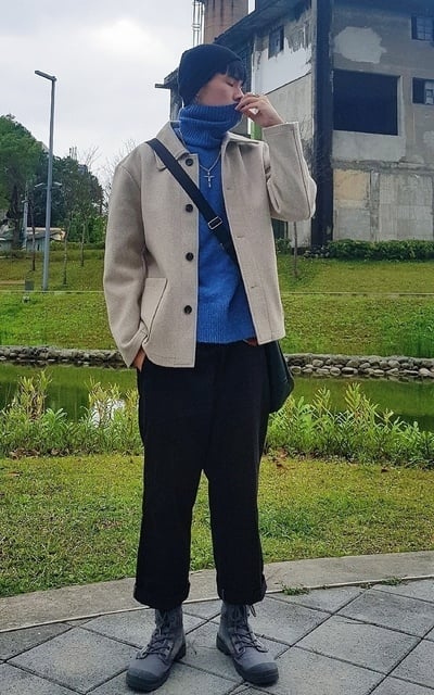 簡潔的藍