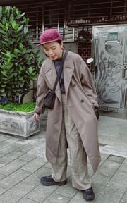 紫灰大衣