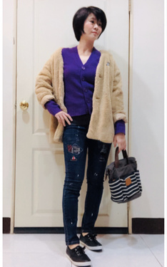 時尚穿搭：紫+卡其