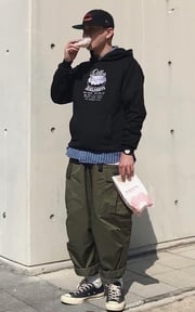 邊拍邊吃真的很公器私用?