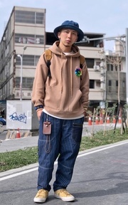春/村