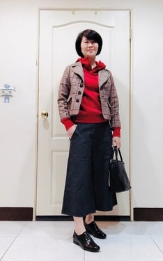 紅+暗灰寬褲