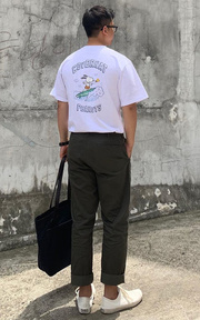 史努比T恤搭配