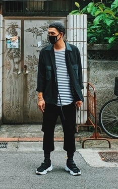 黑是神秘的