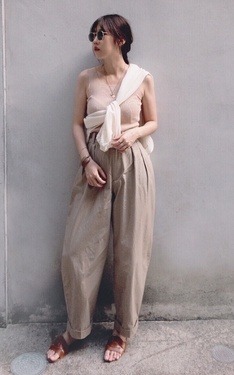 時尚穿搭：Tie your shirts