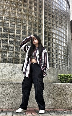 誰說肉肉女不能露肚子。