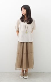 淡色女子