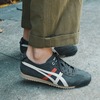 ONITSUKA TIGER 的 慢跑鞋