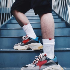 BALENCIAGA 的 巴黎世家 BALENCIAGA TRIPLE S 老爹鞋