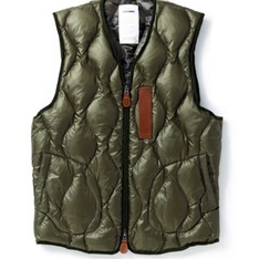 SYNDRO 的 “FRAMEWORK" QUILTED DOWN VEST