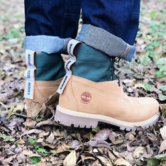 TIMBERLAND 的 工作靴