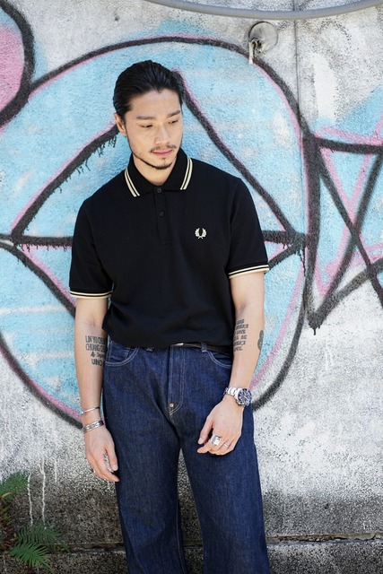 FRED PERRY 的 POLO衫