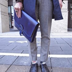 CHAINLOOP 的 藍色皮革手拿包