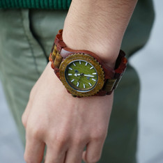 WEWOOD 的 木製腕表