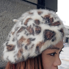 USED 的 豹紋蓓蕾帽
