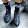 H&M 的 藍色條紋襪