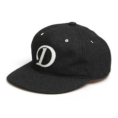 【UNDERCONTROL】 的 棒球帽