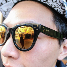 SPEKTRE 的 SUNGLASSES