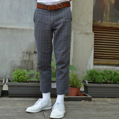 UNIQLO 的 休閒褲