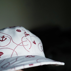 心地のKōGōSEI (KōGōSEI ) 的 鴨舌帽