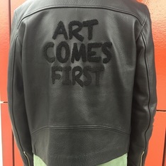 ART COMES FIRST 的 皮衣