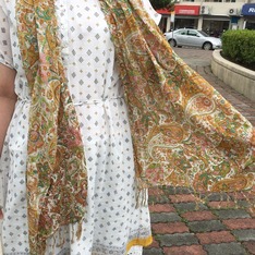 日本購入 的 棉麻圍巾