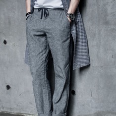 UNIQLO 的 九分褲