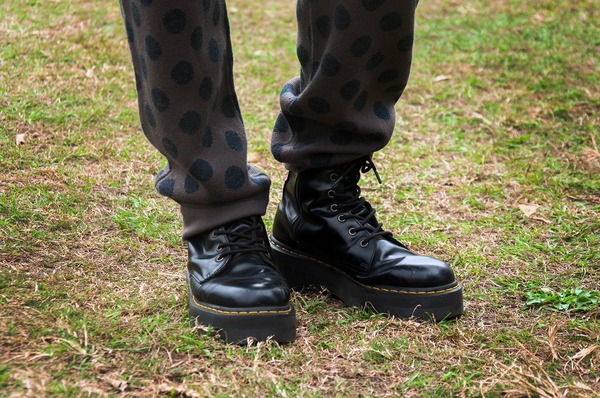 martens 的 厚底军靴