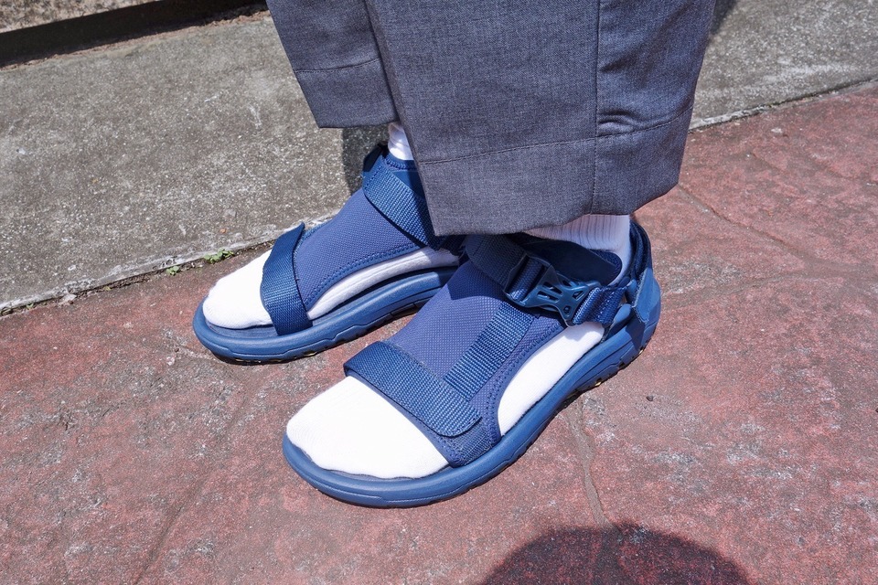 evans sandals eee