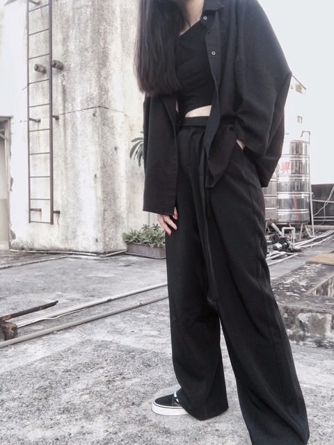 Vac落地寬褲的穿搭資訊 Dappei