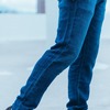 UNIQLO 的 牛仔褲