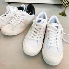 NEW BALANCE 的 小白鞋